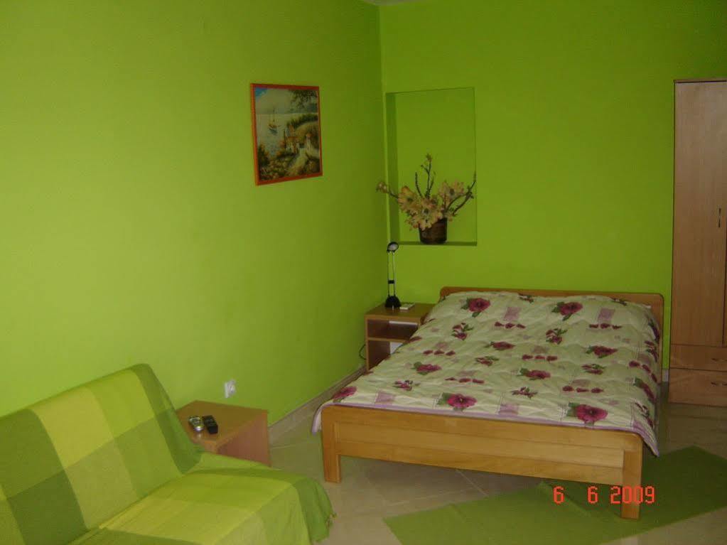 Studio Apartments Petkovic Тиват Экстерьер фото