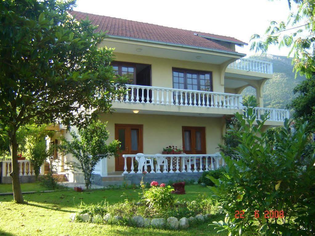 Studio Apartments Petkovic Тиват Экстерьер фото