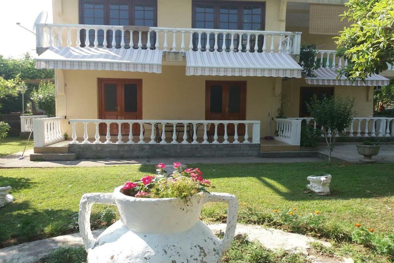 Studio Apartments Petkovic Тиват Экстерьер фото